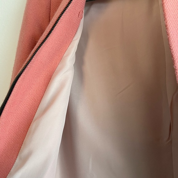 Pink Coat - Picture 4 of 4